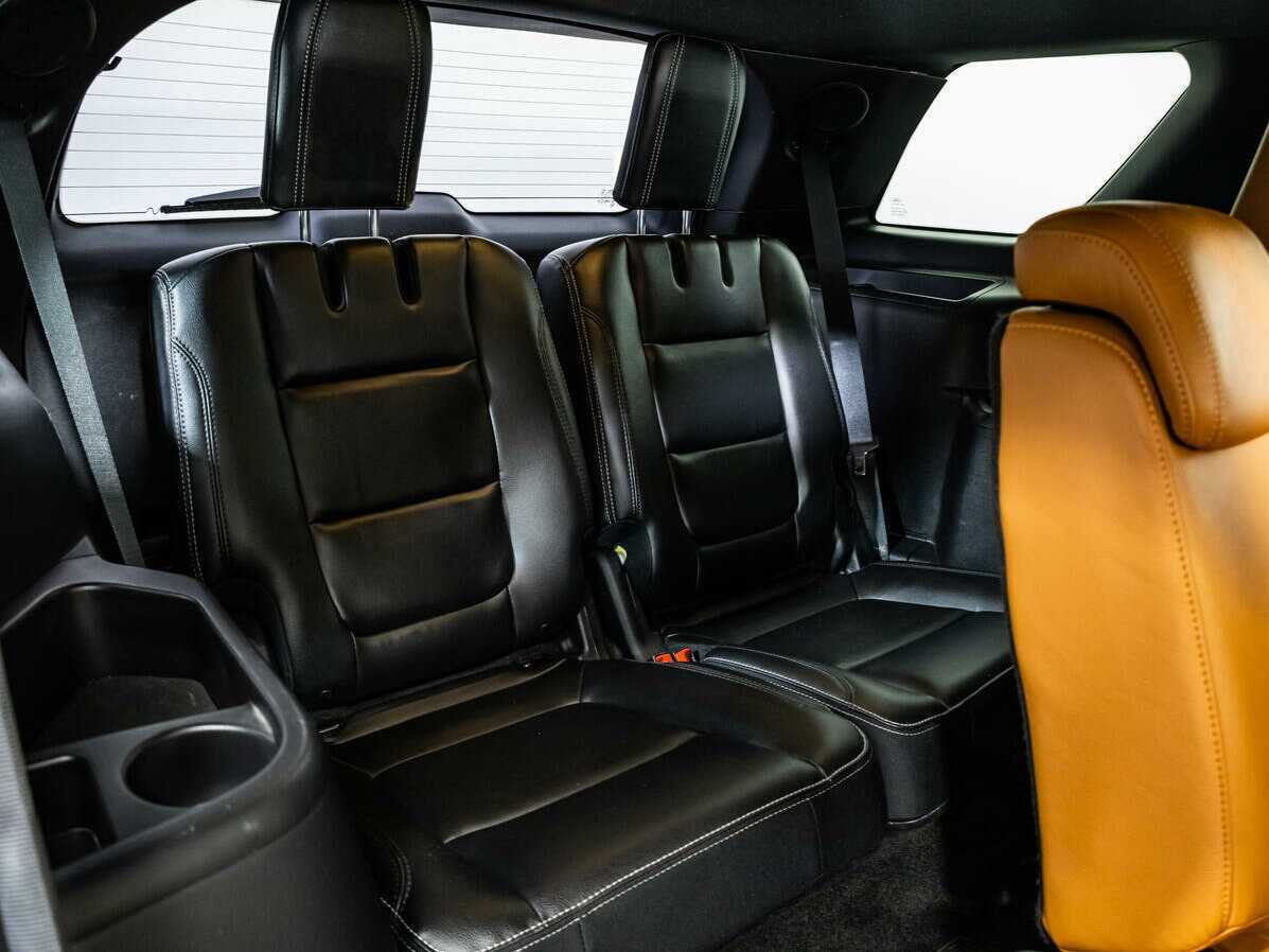 Ford Explorer, 2016 Фото №24