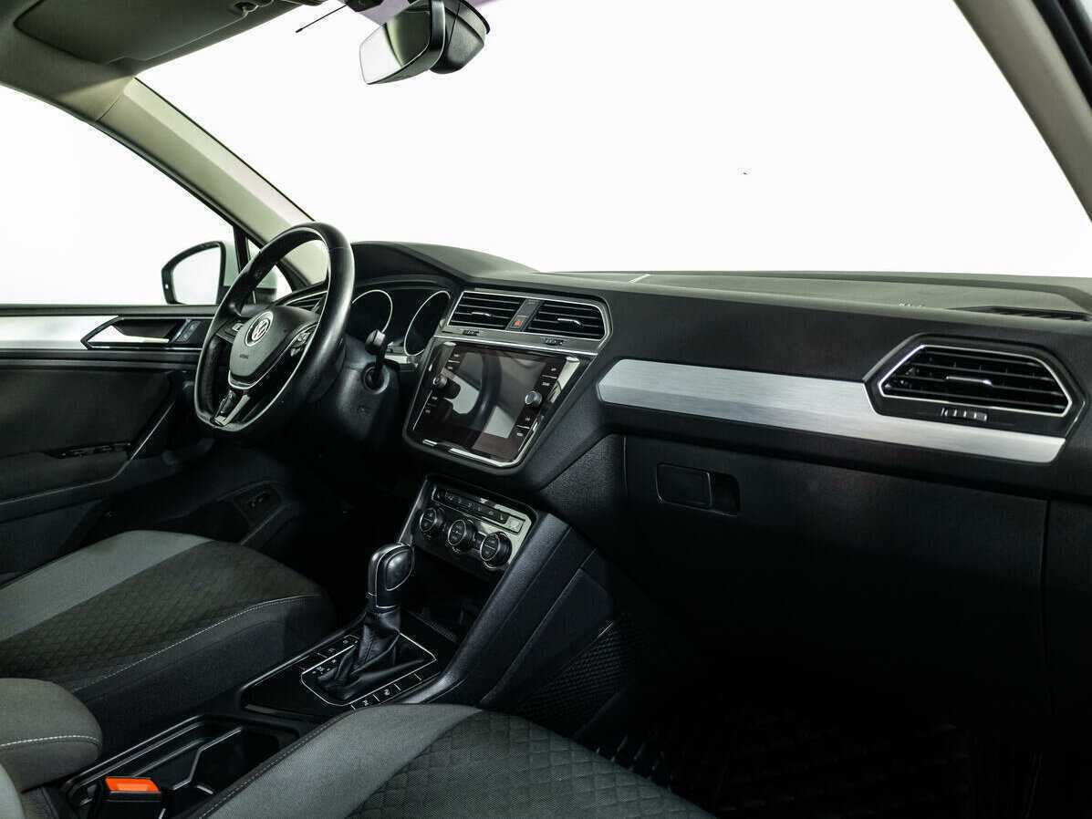 Volkswagen Tiguan L, 2018 - 86 835 км. | Фото №8