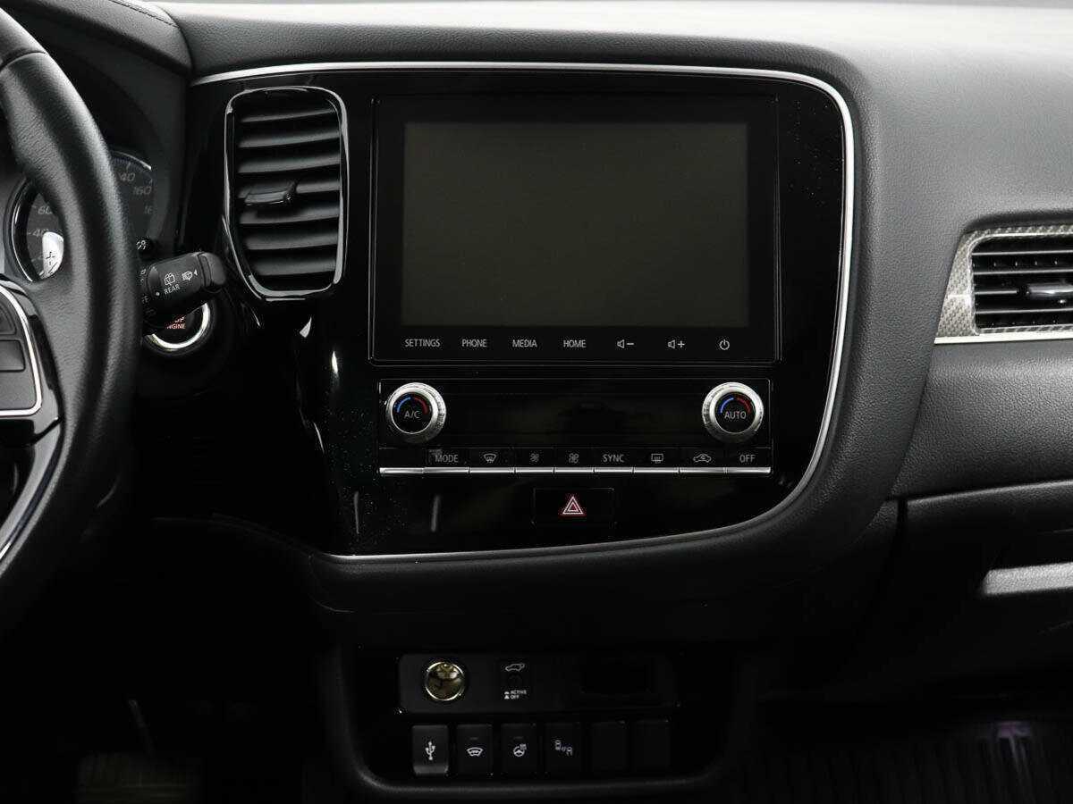 Mitsubishi Outlander, 2022 Фото №14