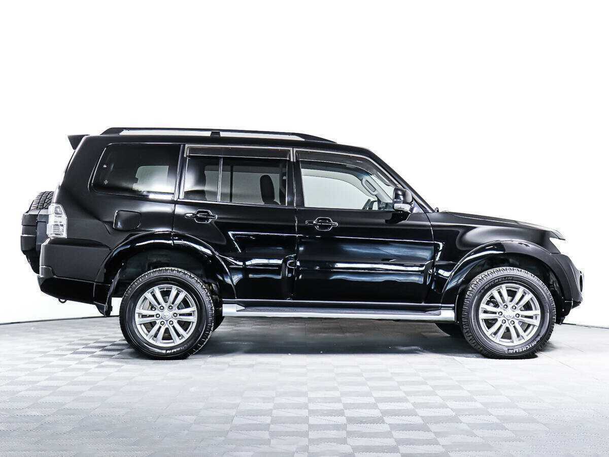 Mitsubishi Pajero, 2012 - 177 976 км. | Фото №3