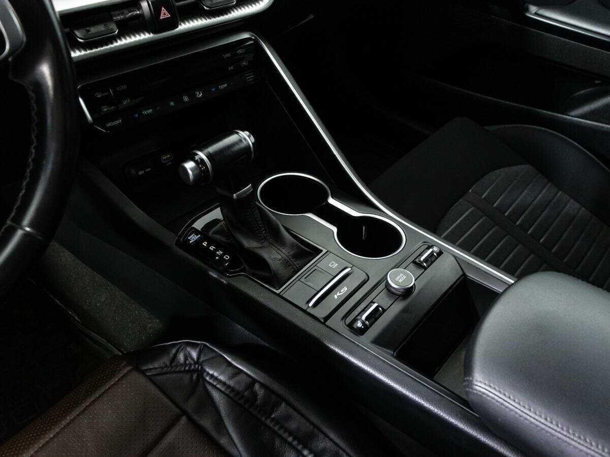 Kia K5, 2021 Фото №17