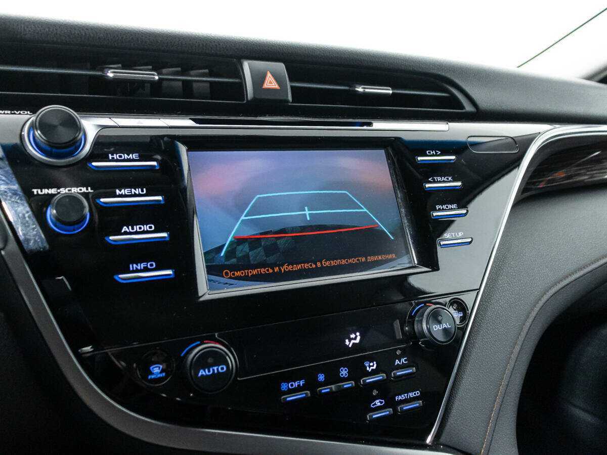 Toyota Camry, 2018 Фото №15