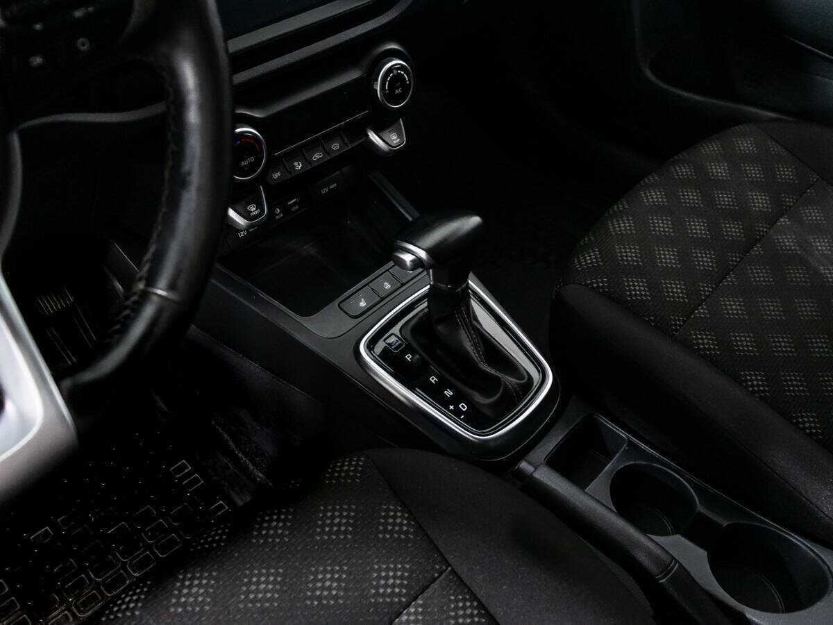 Kia Rio, 2019 Фото №17