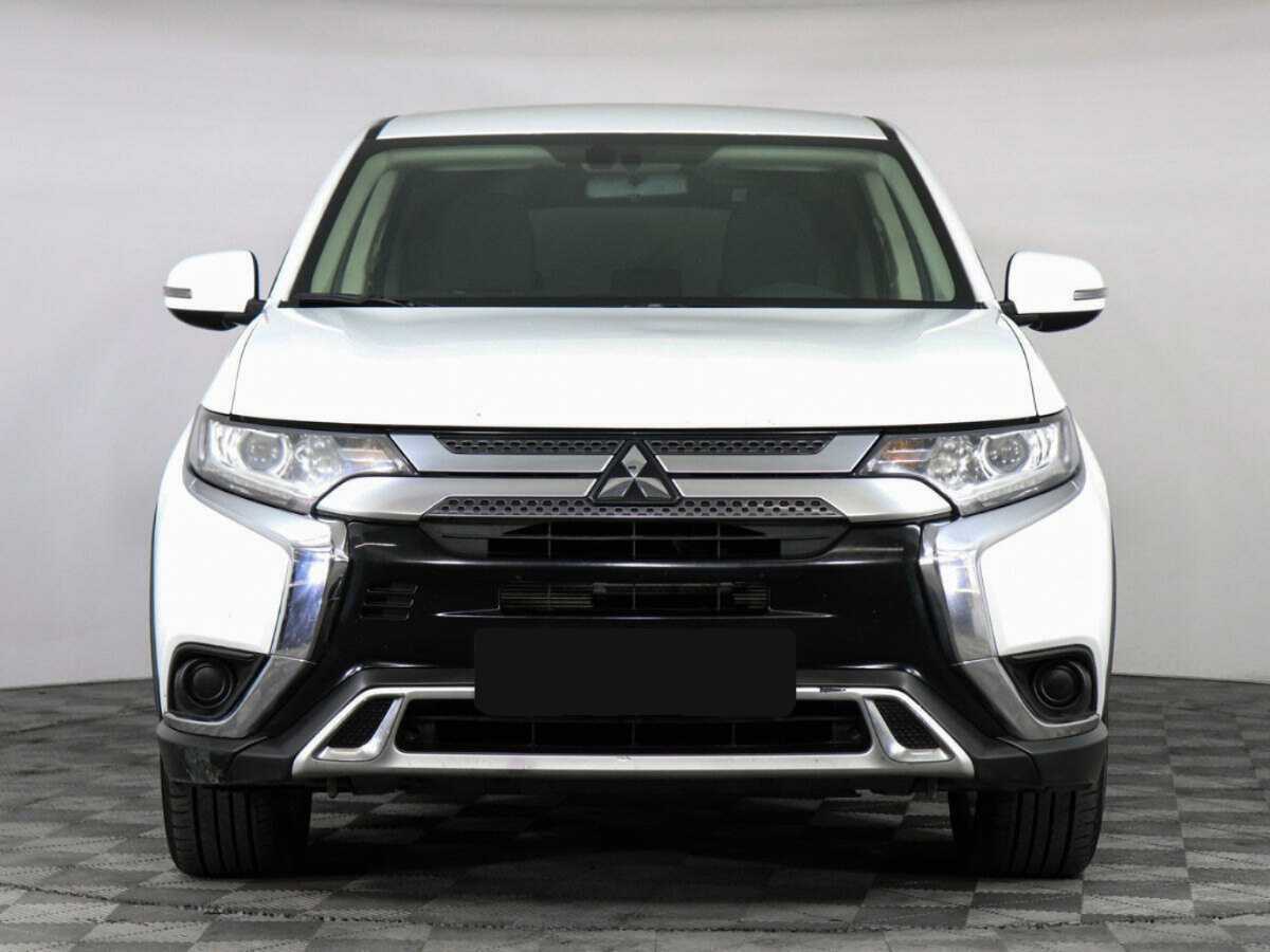 Mitsubishi Outlander, 2020 - 49 213 км. | Фото №2