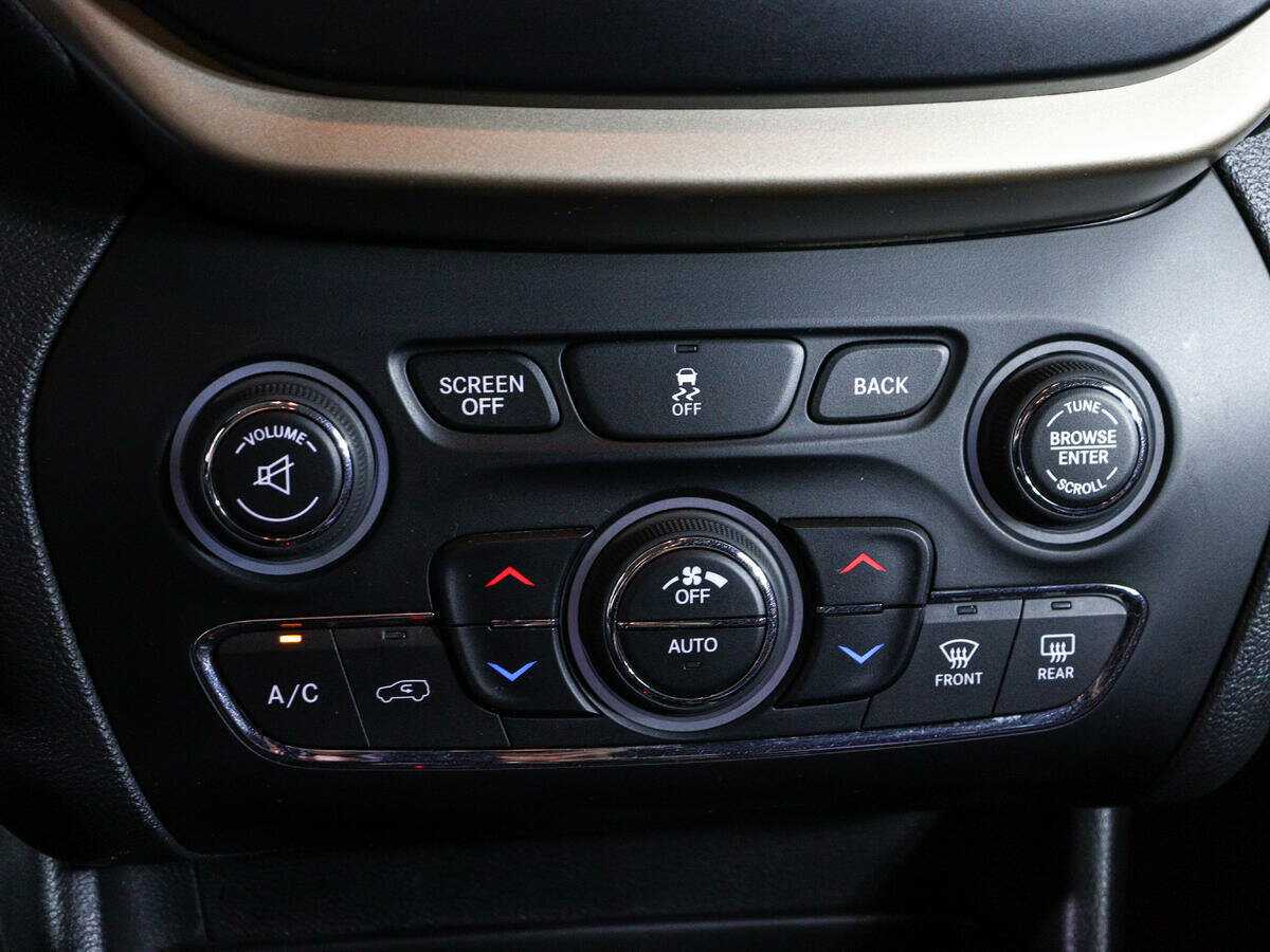 Jeep Cherokee, 2014 Фото №18