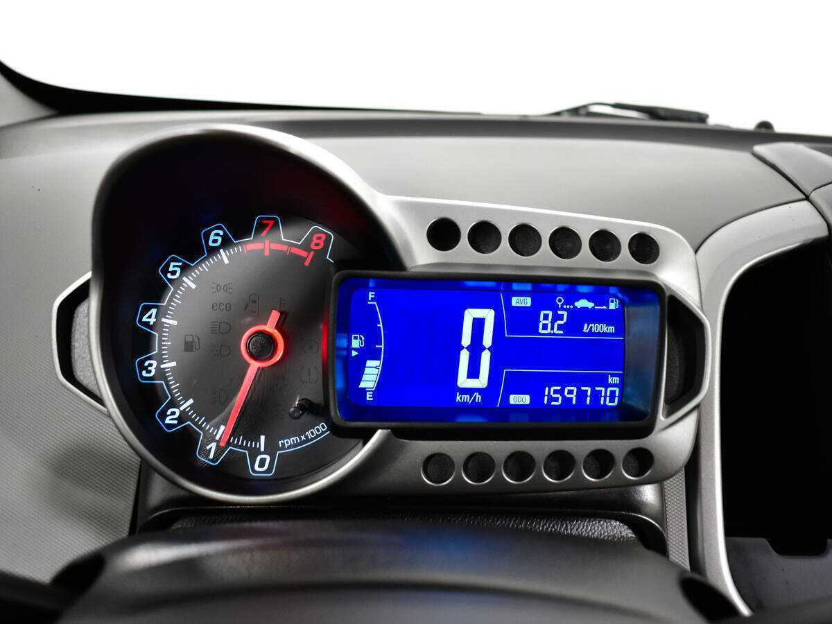 Chevrolet Aveo, 2014 Фото №9