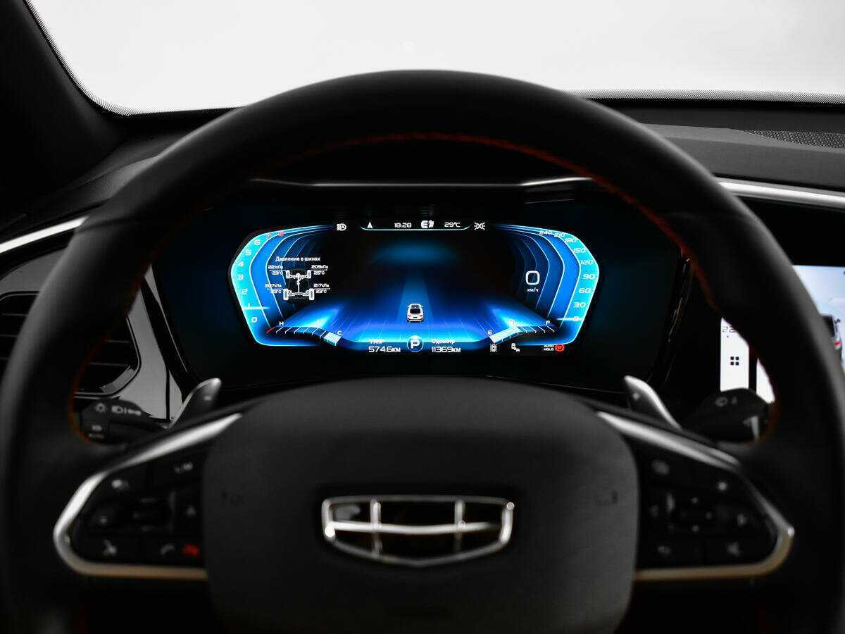 Geely Tugella, 2023 Фото №9
