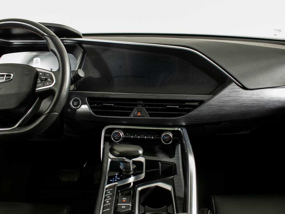 Geely Tugella, 2021 Фото №11