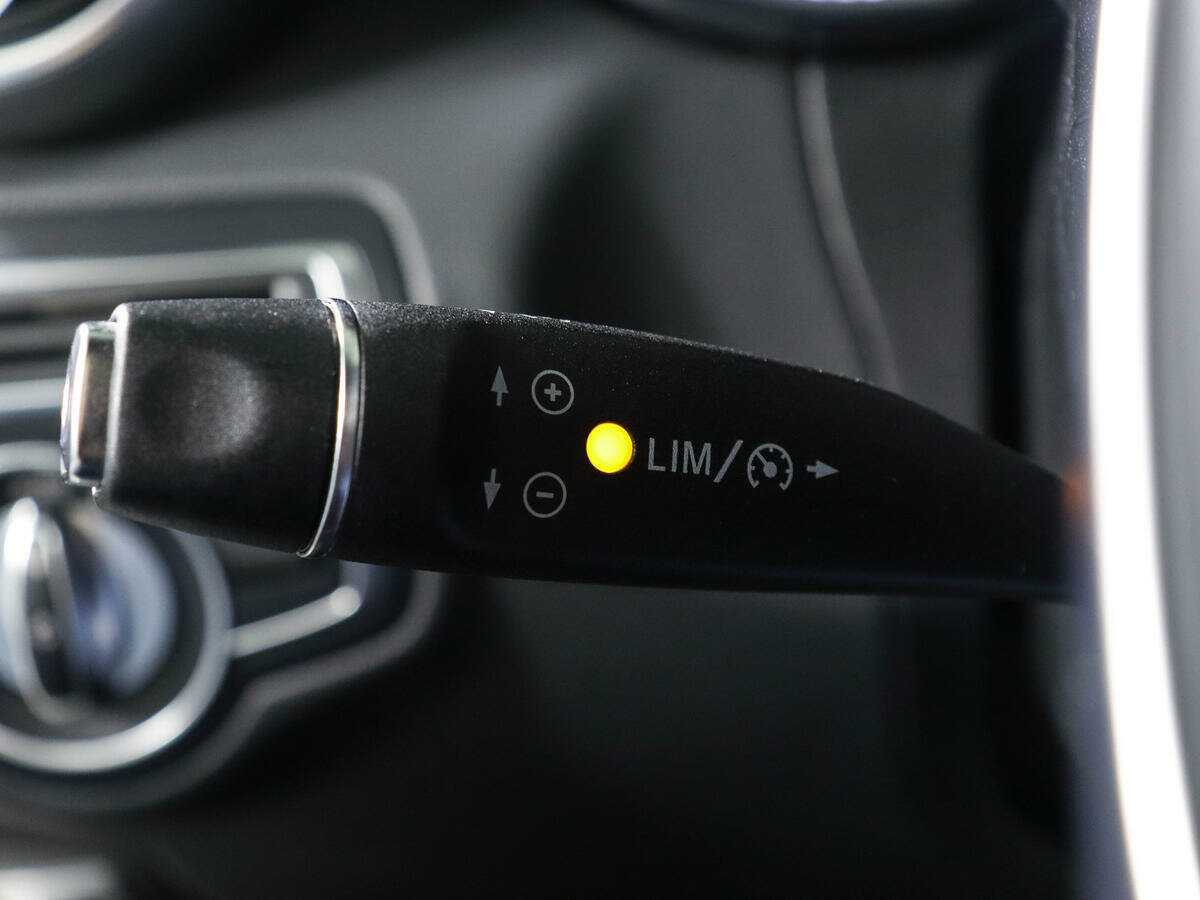 Mercedes-Benz C-Класс 200, 2017 Фото №15