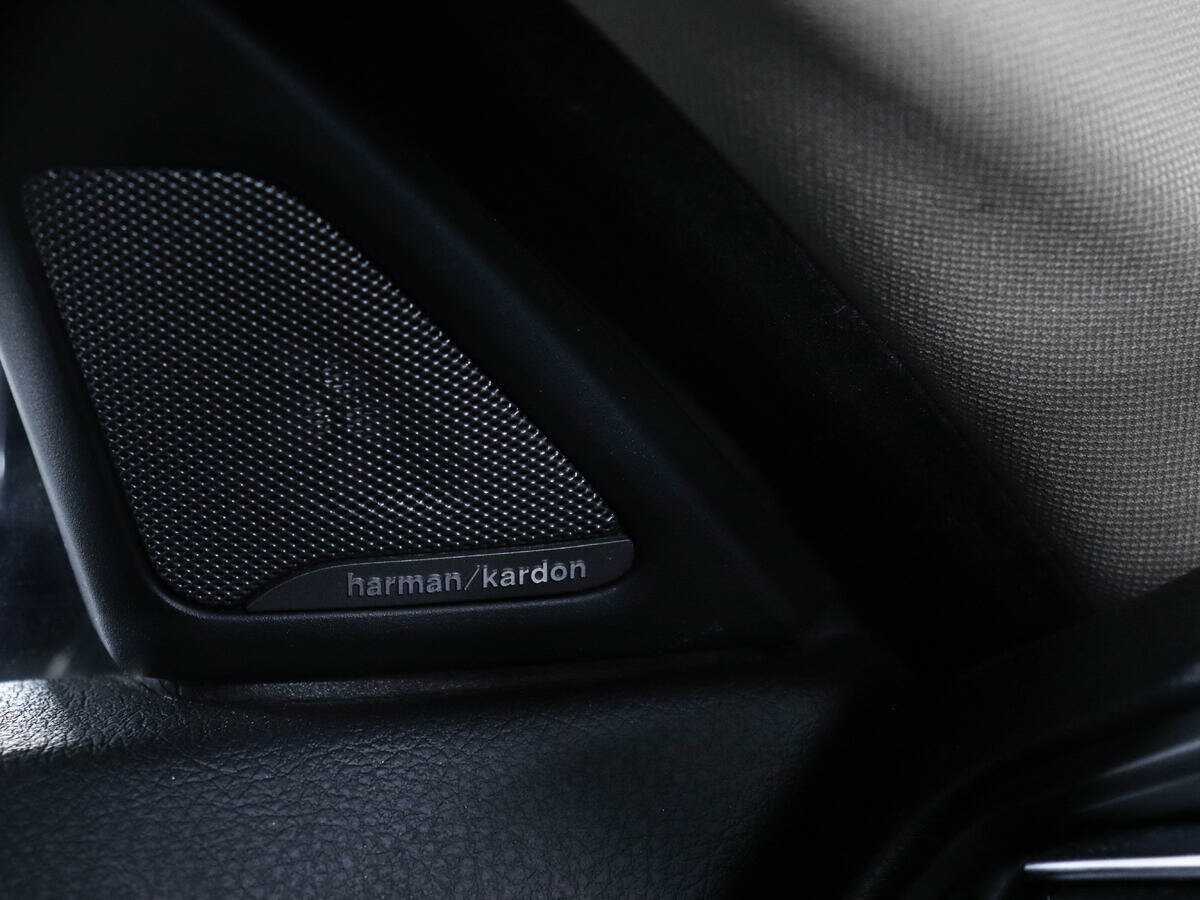 BMW 5 серии 528i xDrive, 2016 Фото №23