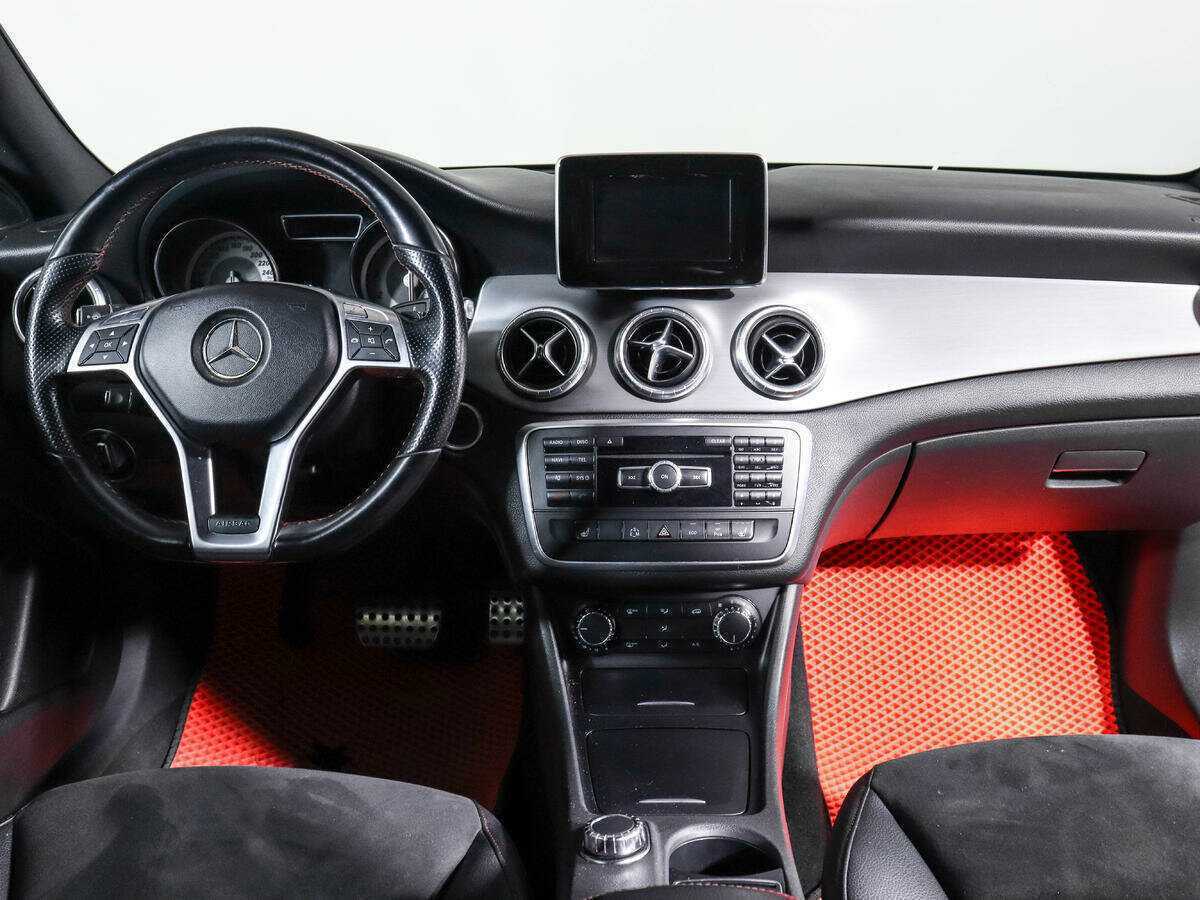 Mercedes-Benz CLA 200, 2013 Фото №10