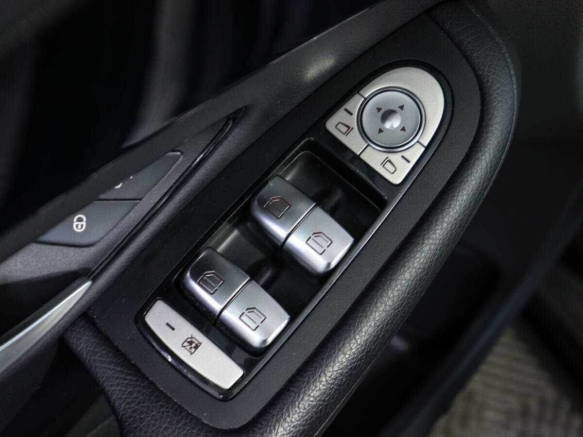 Mercedes-Benz C-Класс 180, 2018 Фото №14
