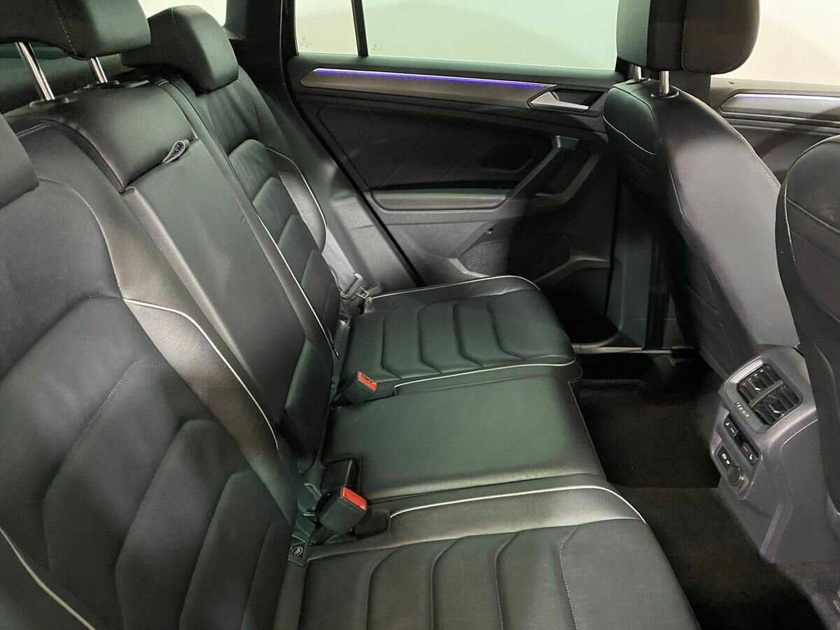 Volkswagen Tiguan, 2021 Фото №11