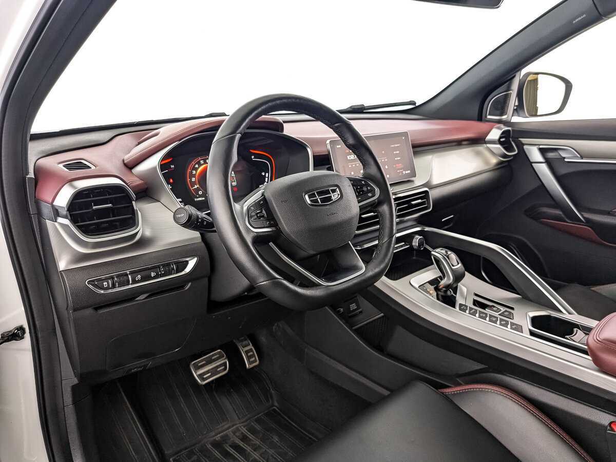 Geely Coolray, 2021 Фото №11