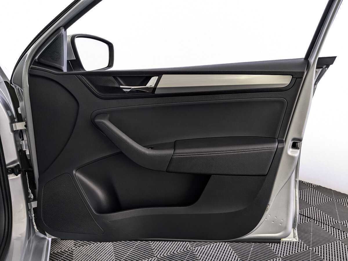 Skoda Rapid, 2018 Фото №21