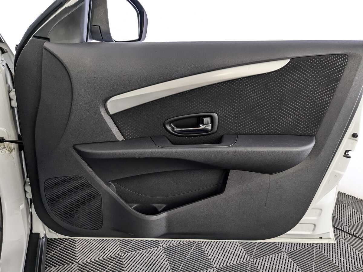 Nissan Almera, 2015 Фото №21