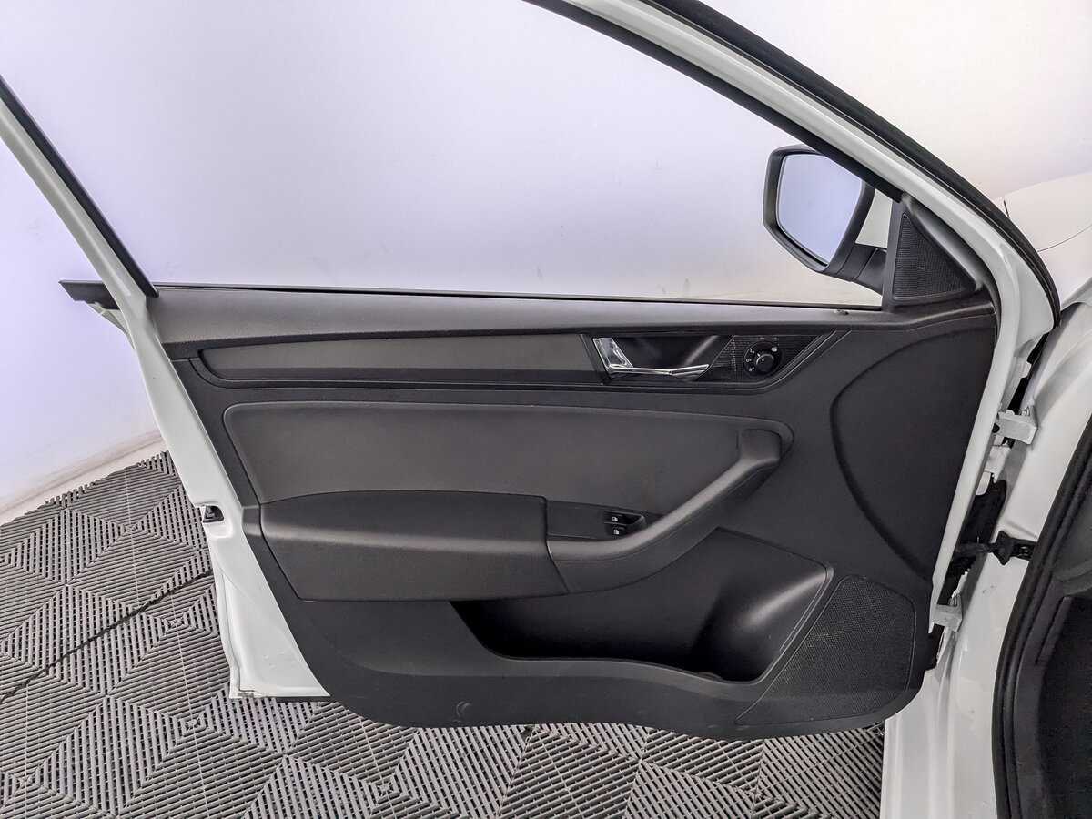 Skoda Rapid, 2019 Фото №15