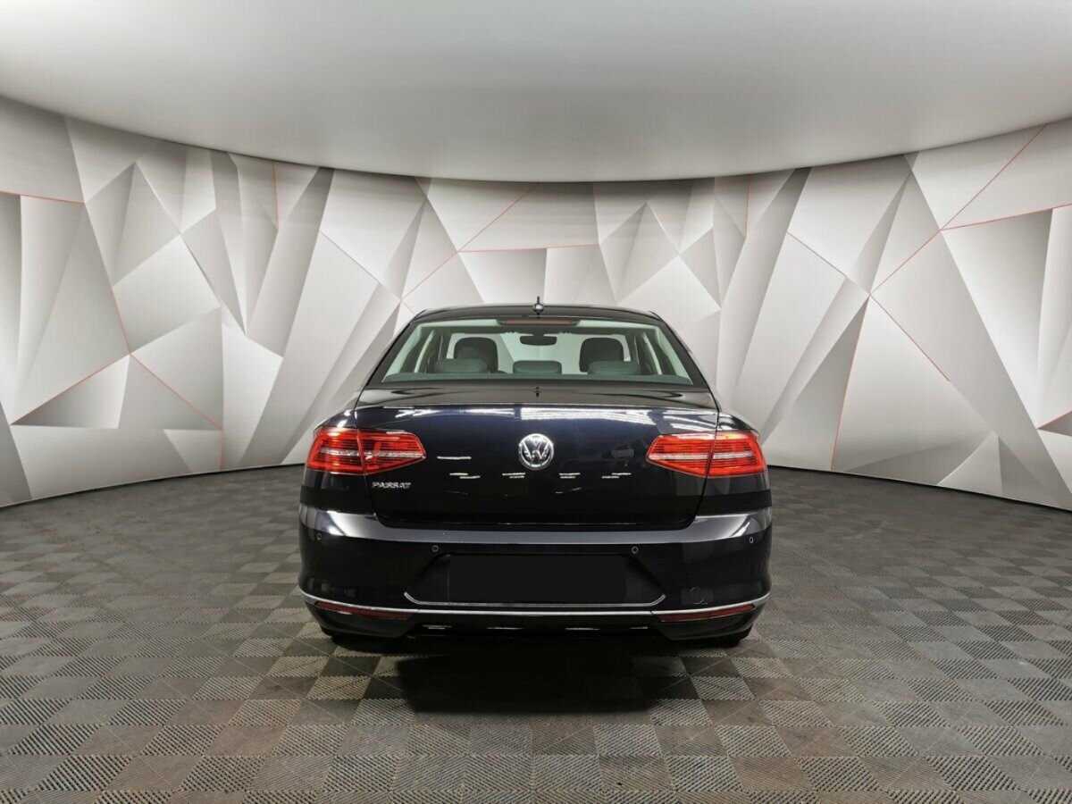 Volkswagen Passat, 2019 - 74 175 км. | Фото №8