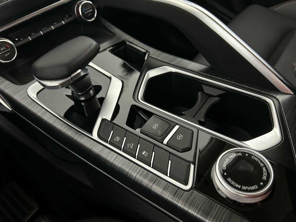 Geely Tugella, 2021 Фото №11