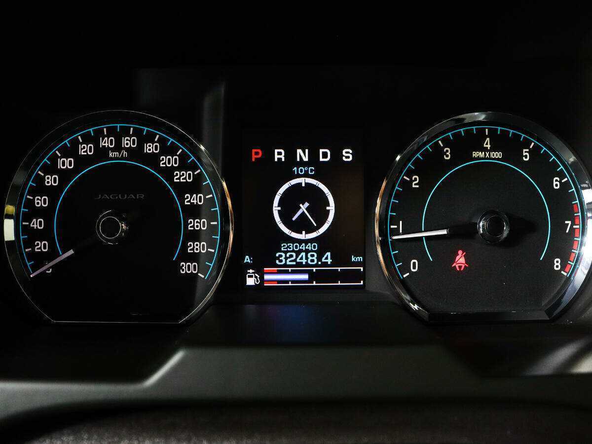 Jaguar XF, 2013 Фото №11