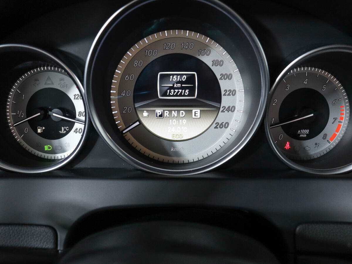 Mercedes-Benz C-Класс 180 BlueEFFICIENCY, 2012 Фото №9