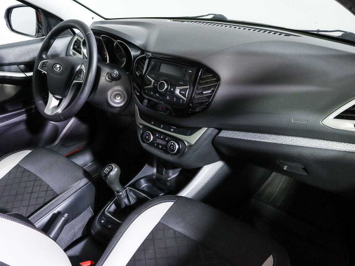 Lada (ВАЗ) Vesta SW Cross, 2018 Фото №7