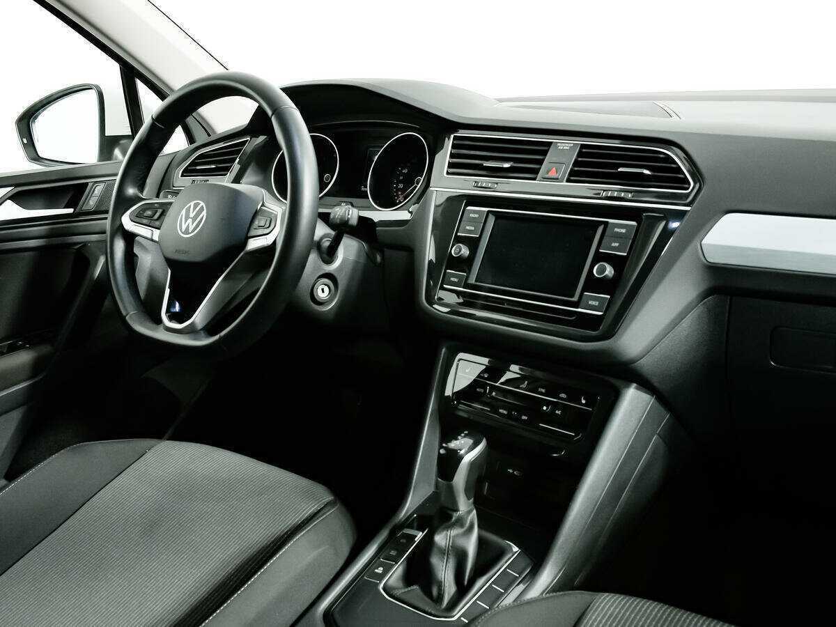 Volkswagen Tiguan, 2021 Фото №9