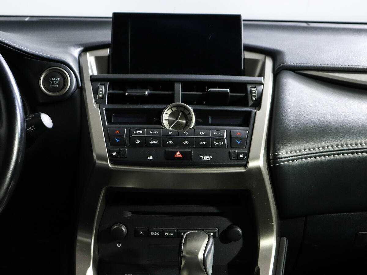 Lexus NX 200, 2015 Фото №11