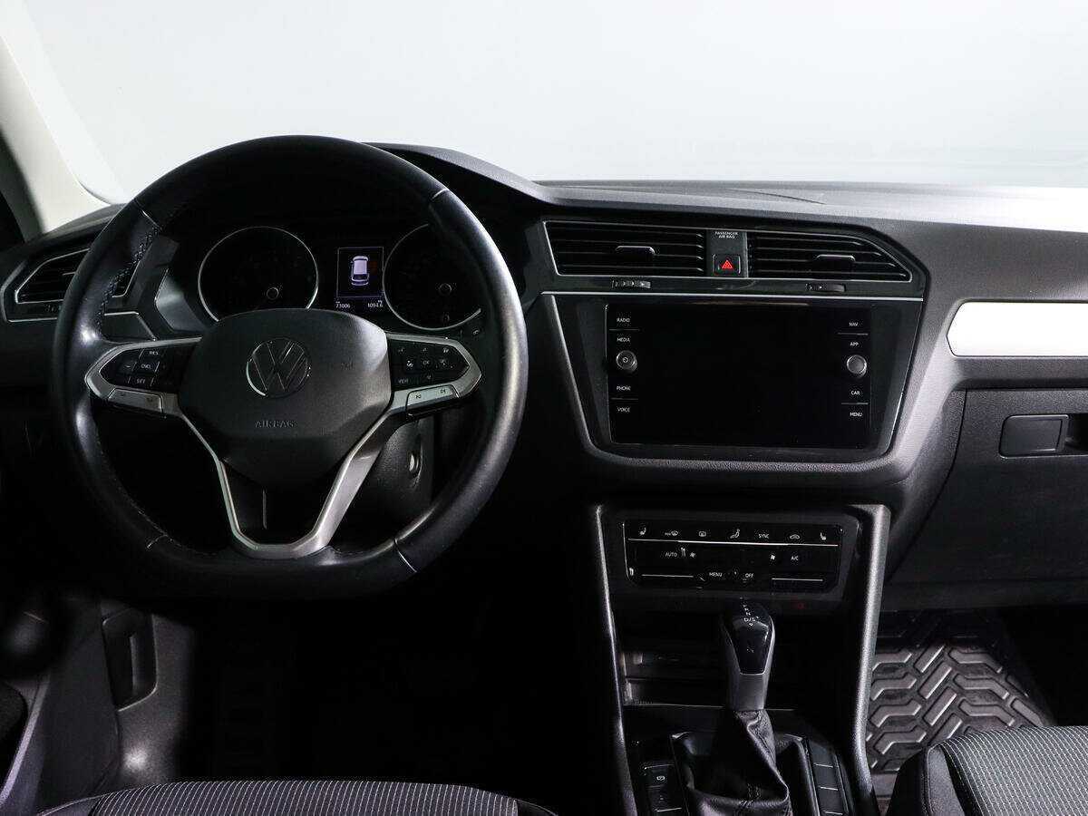 Volkswagen Tiguan, 2021 Фото №9