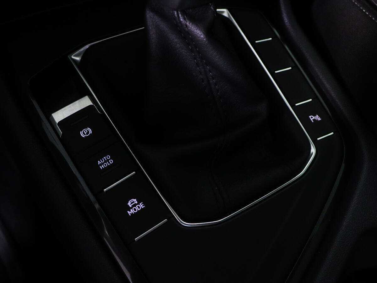 Volkswagen Tiguan, 2021 Фото №17