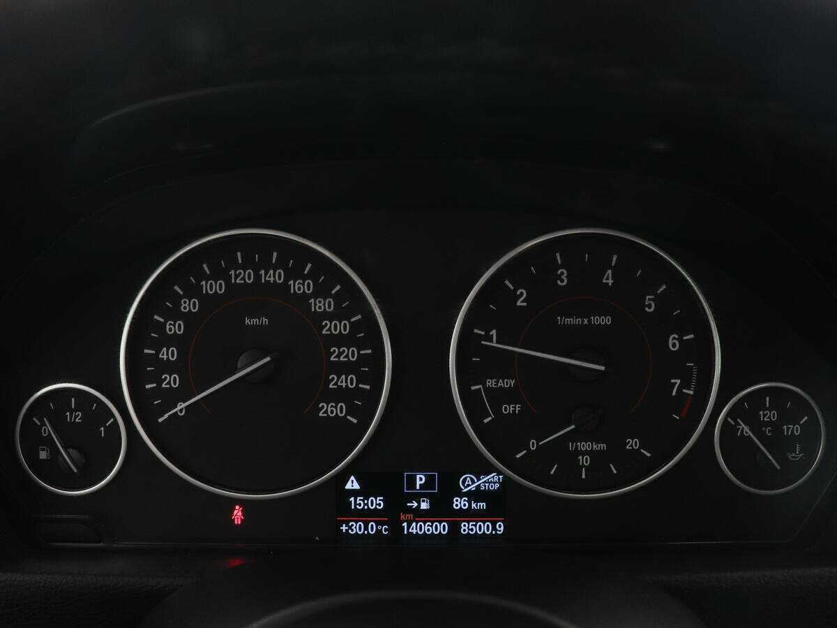 BMW 3 серии 320i xDrive, 2018 Фото №13