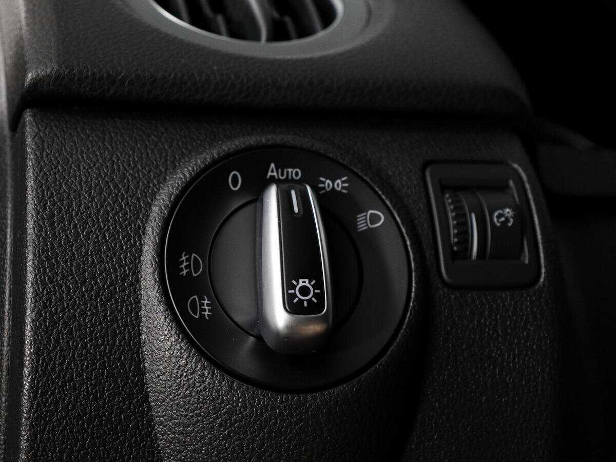 Volkswagen Tiguan, 2013 Фото №8