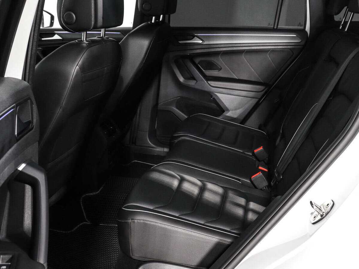 Volkswagen Tiguan, 2021 Фото №8