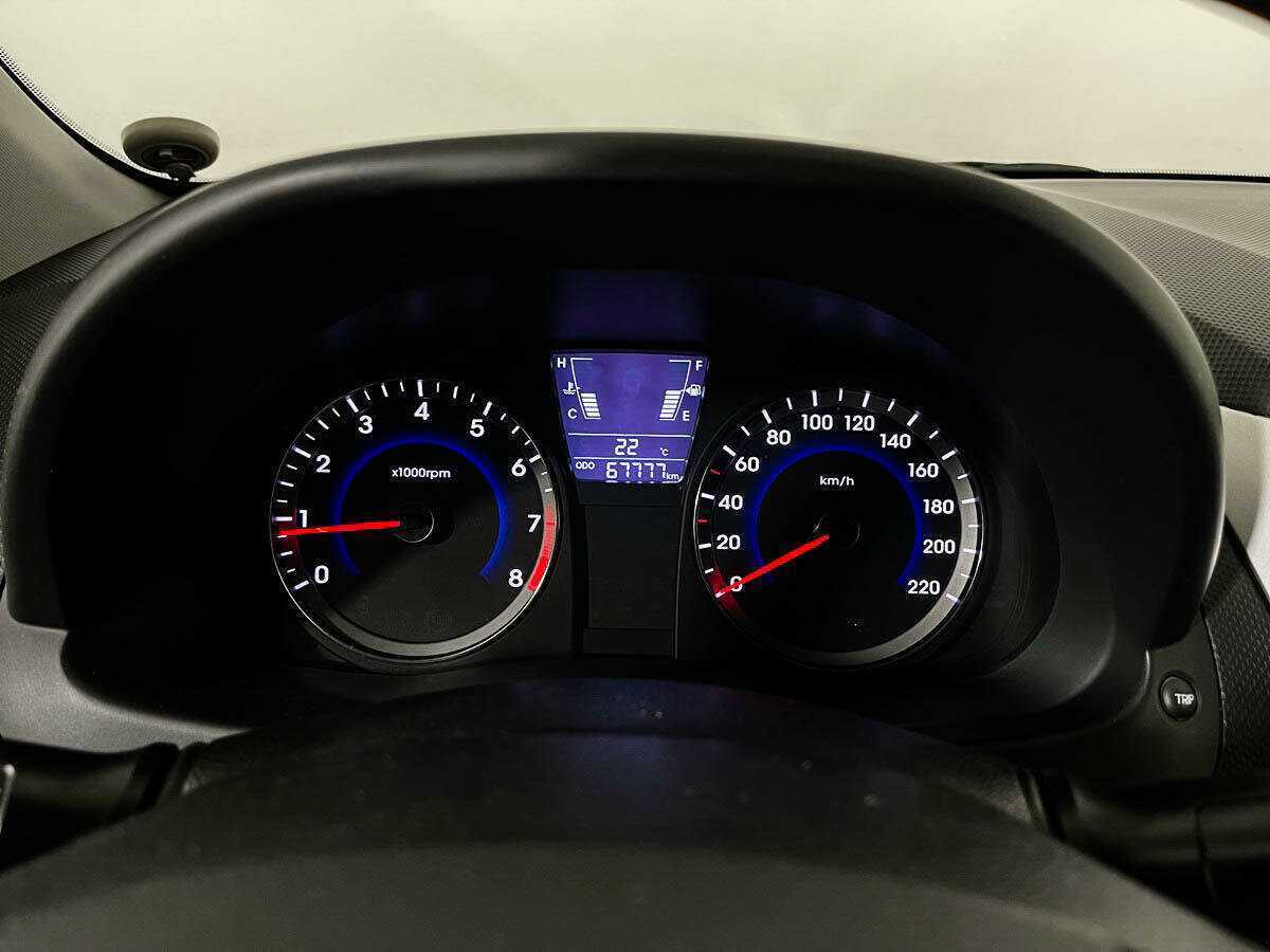 Hyundai Solaris, 2012 Фото №11