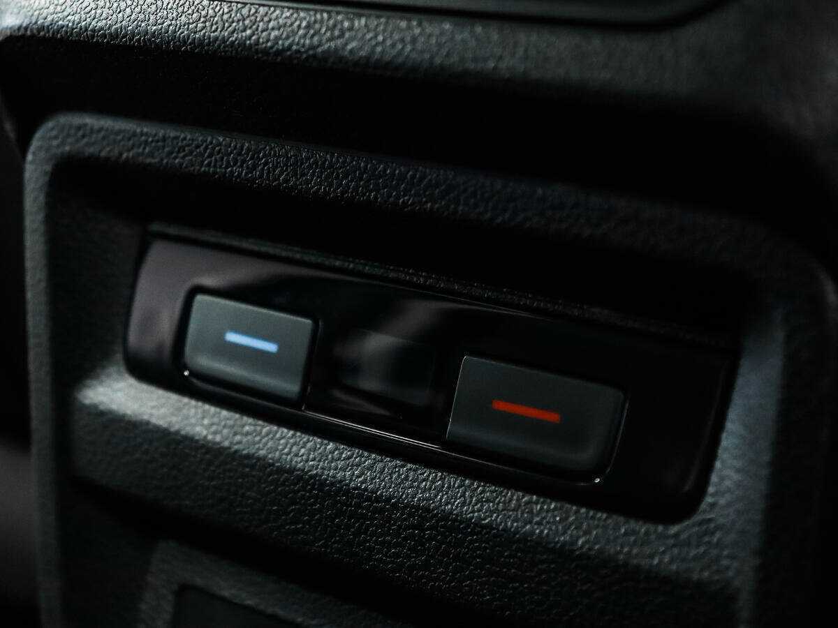 Volkswagen Tiguan, 2019 Фото №12