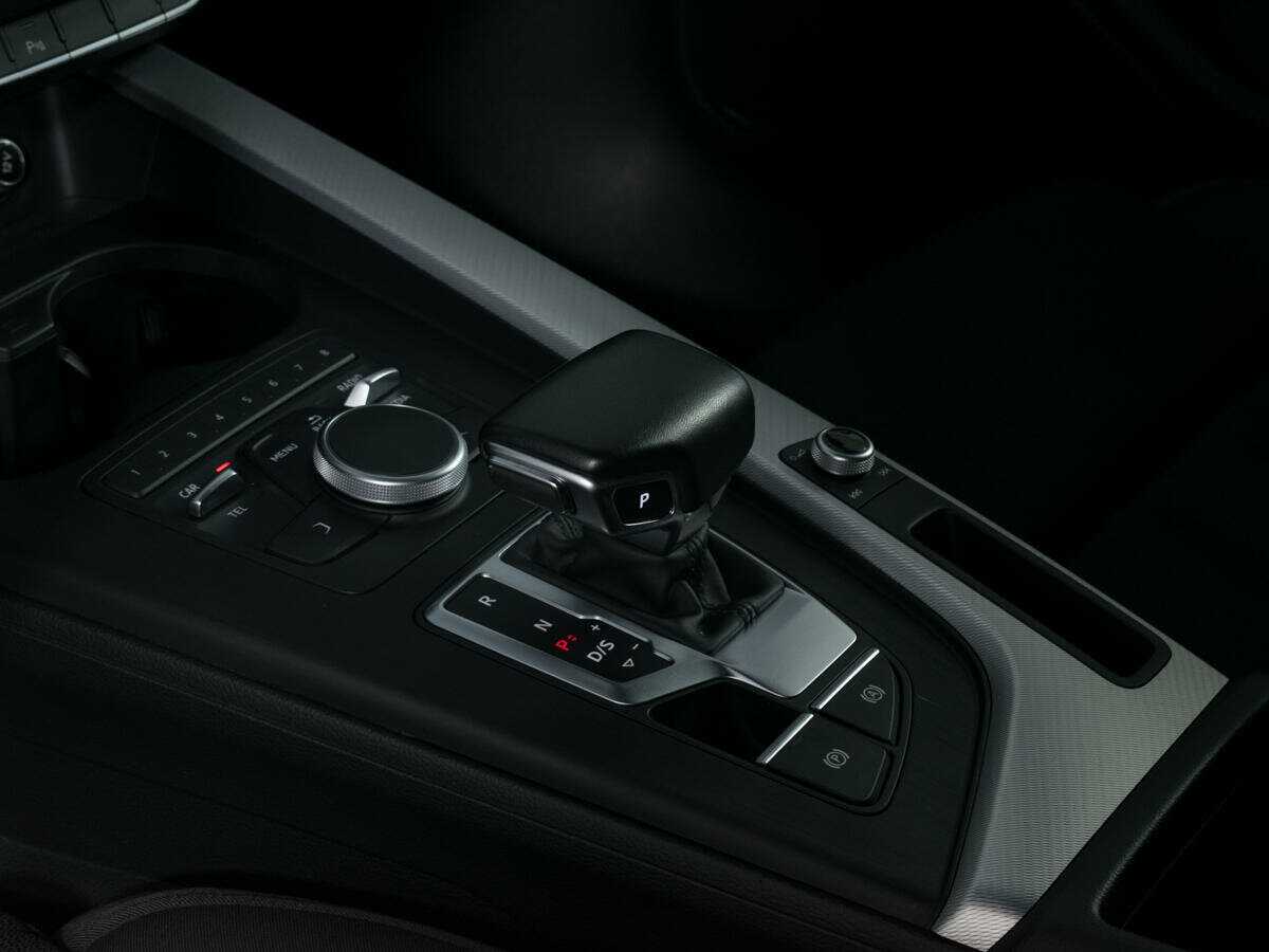 Audi A4, 2017 Фото №15