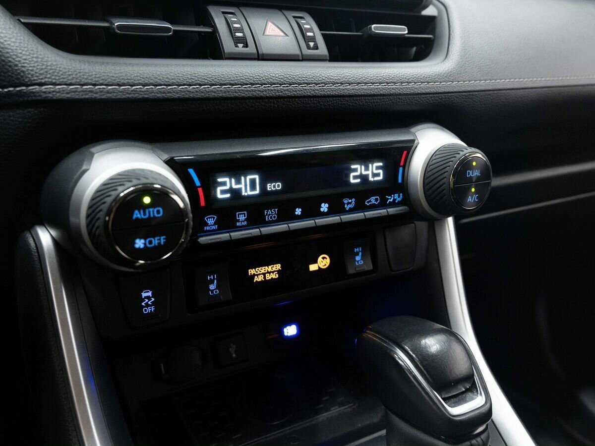 Toyota RAV4, 2021 Фото №22