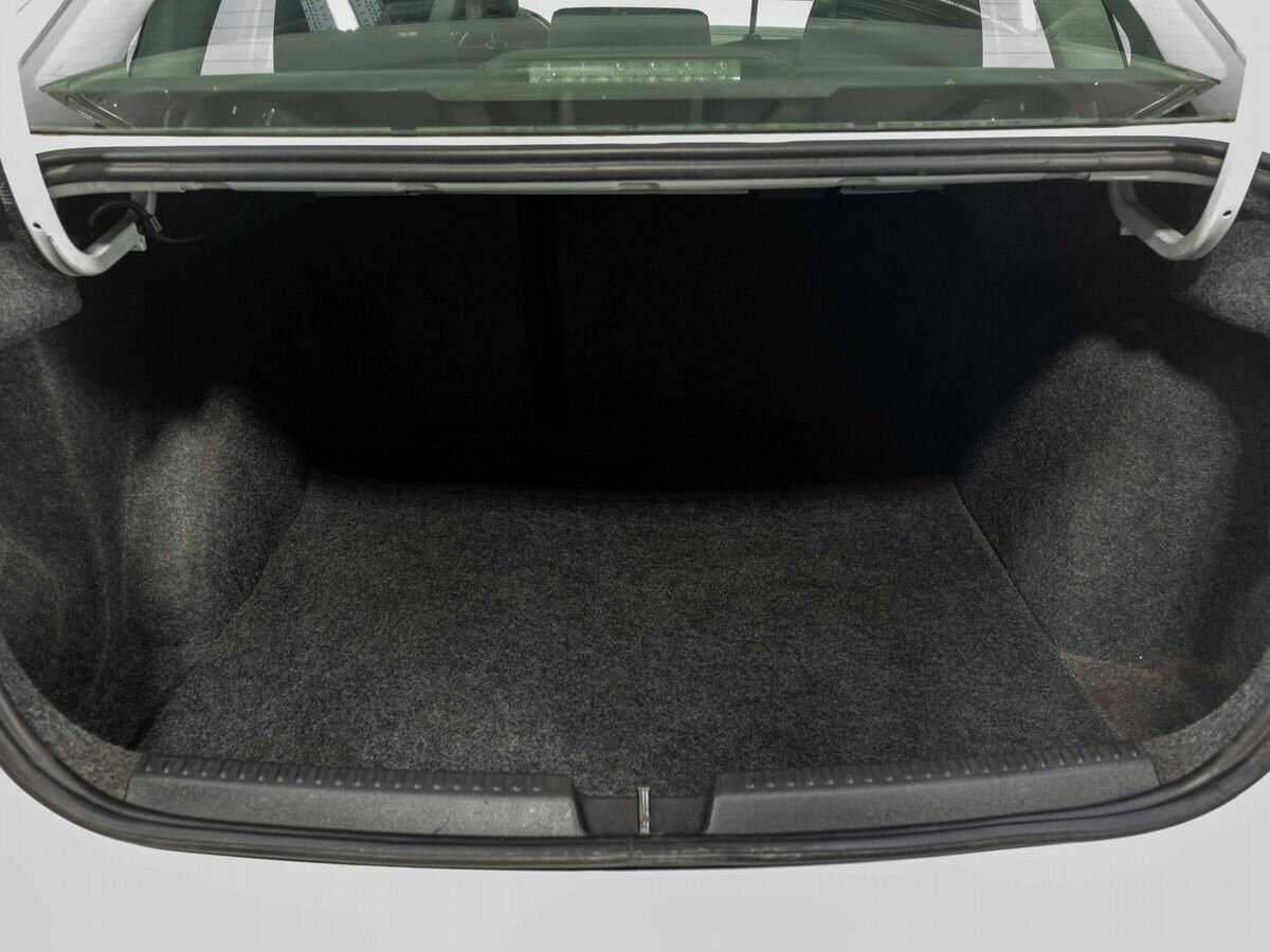 Volkswagen Polo, 2014 Фото №20