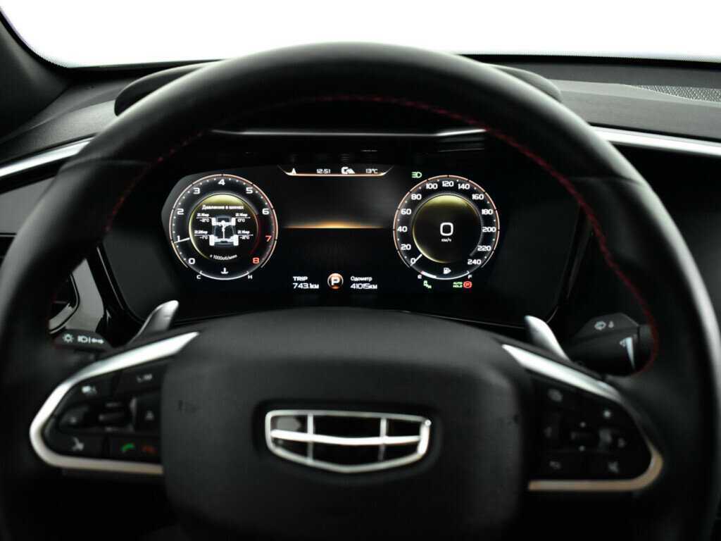 Geely Tugella, 2023 Фото №11