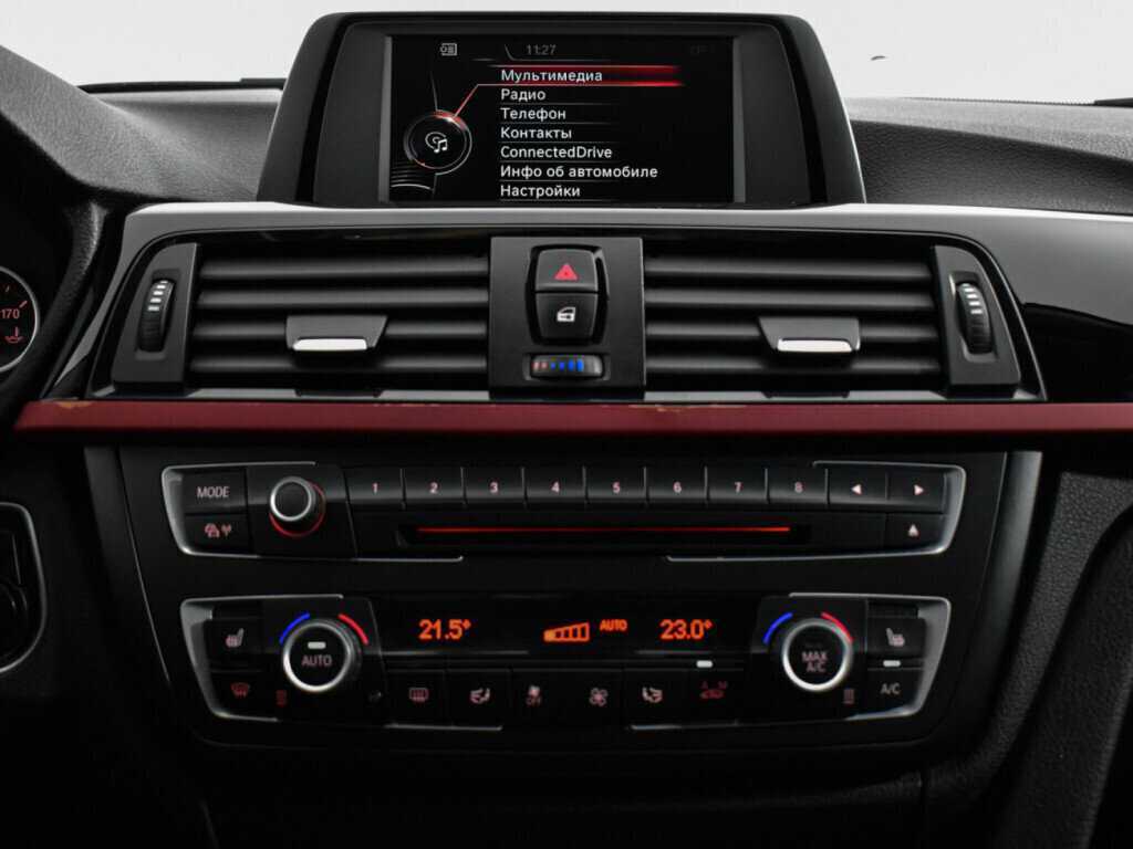 BMW 3 серии 320i xDrive, 2013 Фото №13