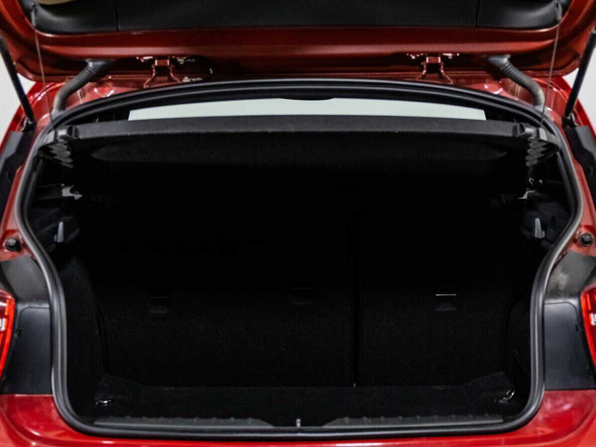 BMW 1 серии 118i, 2012 Фото №17