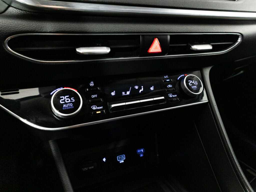 Hyundai Sonata, 2019 Фото №16