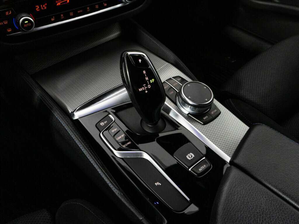 BMW 5 серии 520d xDrive, 2018 Фото №19