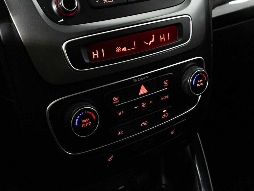 Kia Sorento, 2017 Фото №16