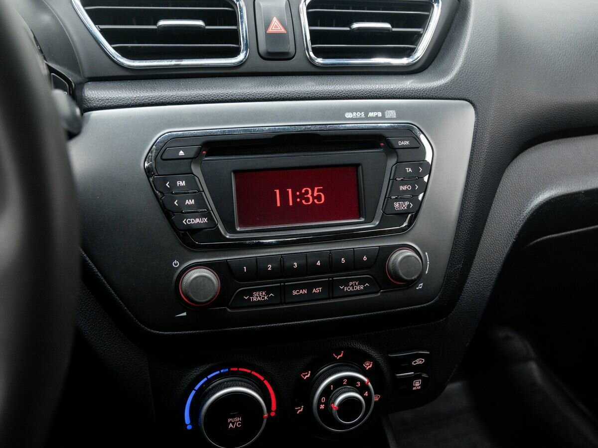 Kia Rio 4-speed, 2013 Фото №17