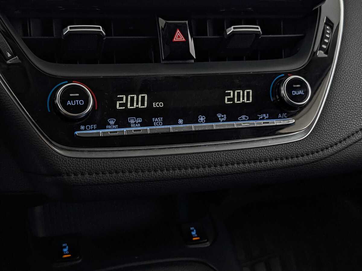 Toyota Corolla, 2019 Фото №23