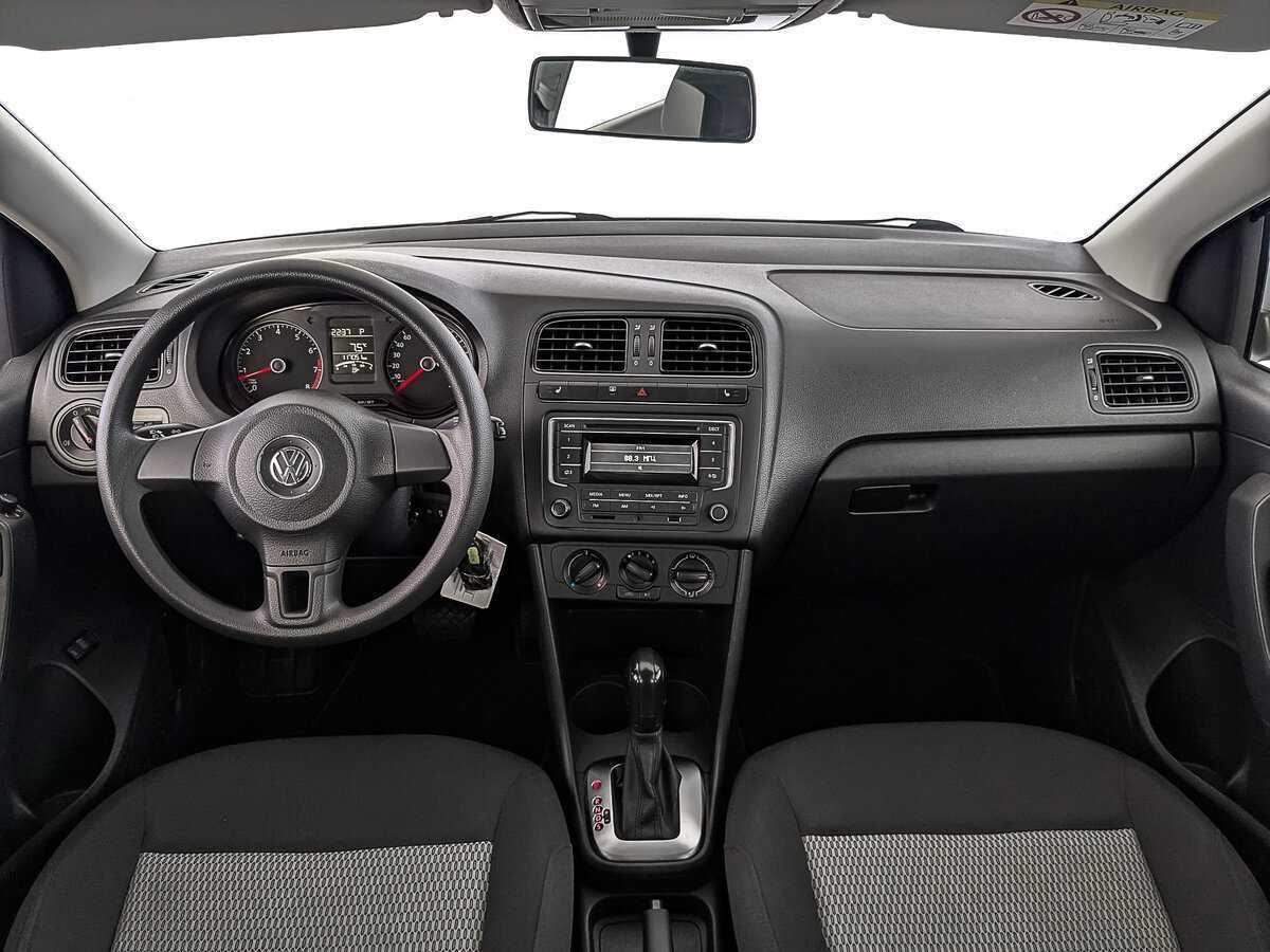 Volkswagen Polo, 2015 Фото №14