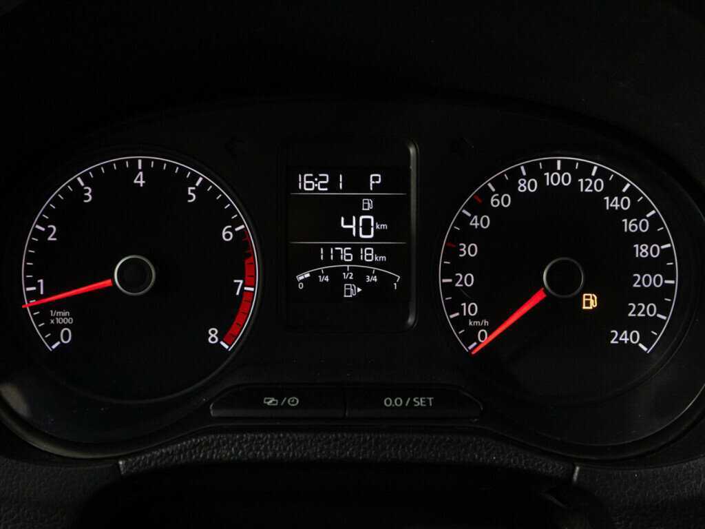 Volkswagen Polo, 2016 Фото №12