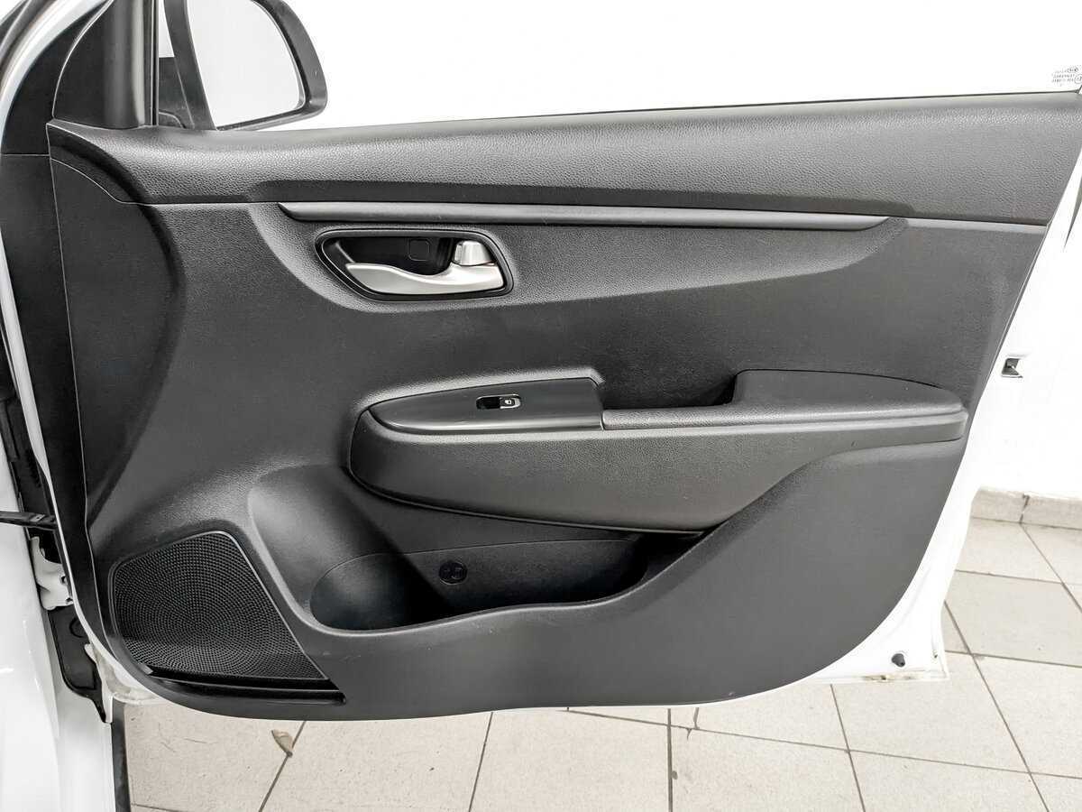 Kia Rio X-Line, 2020 Фото №24