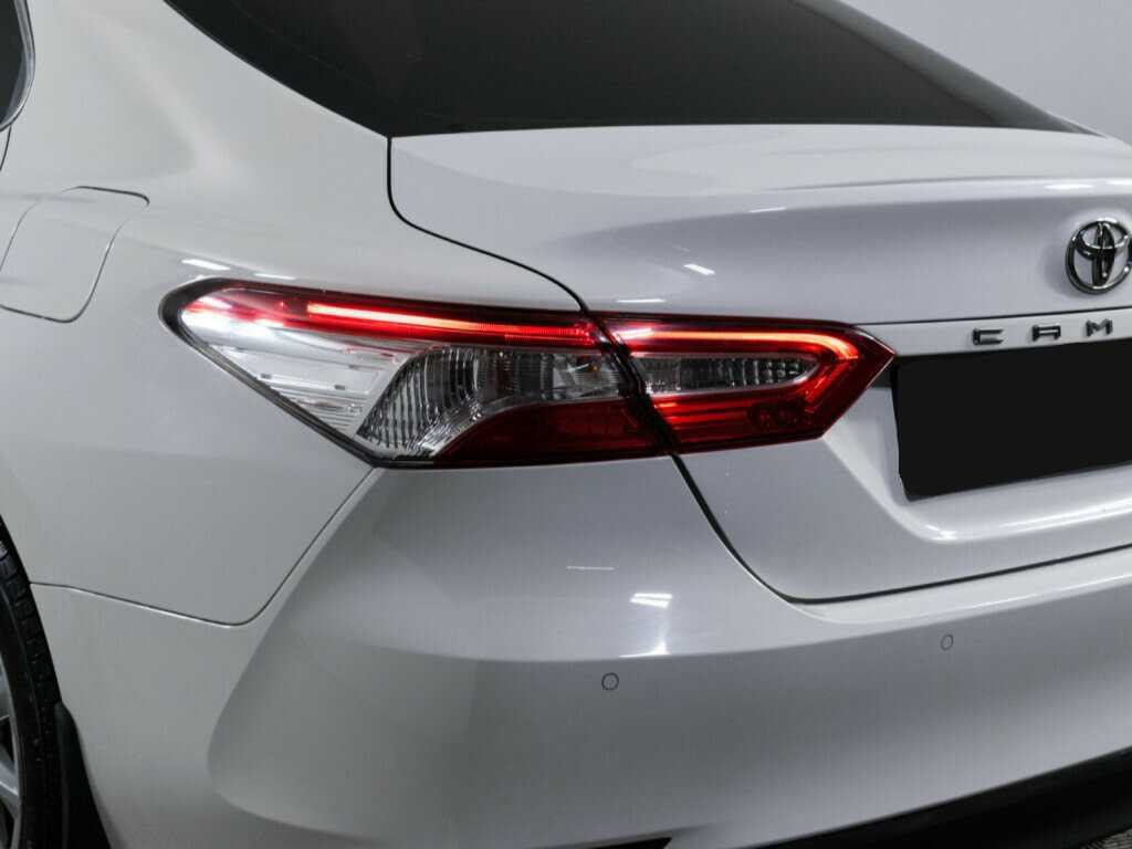 Toyota Camry, 2021 Фото №15